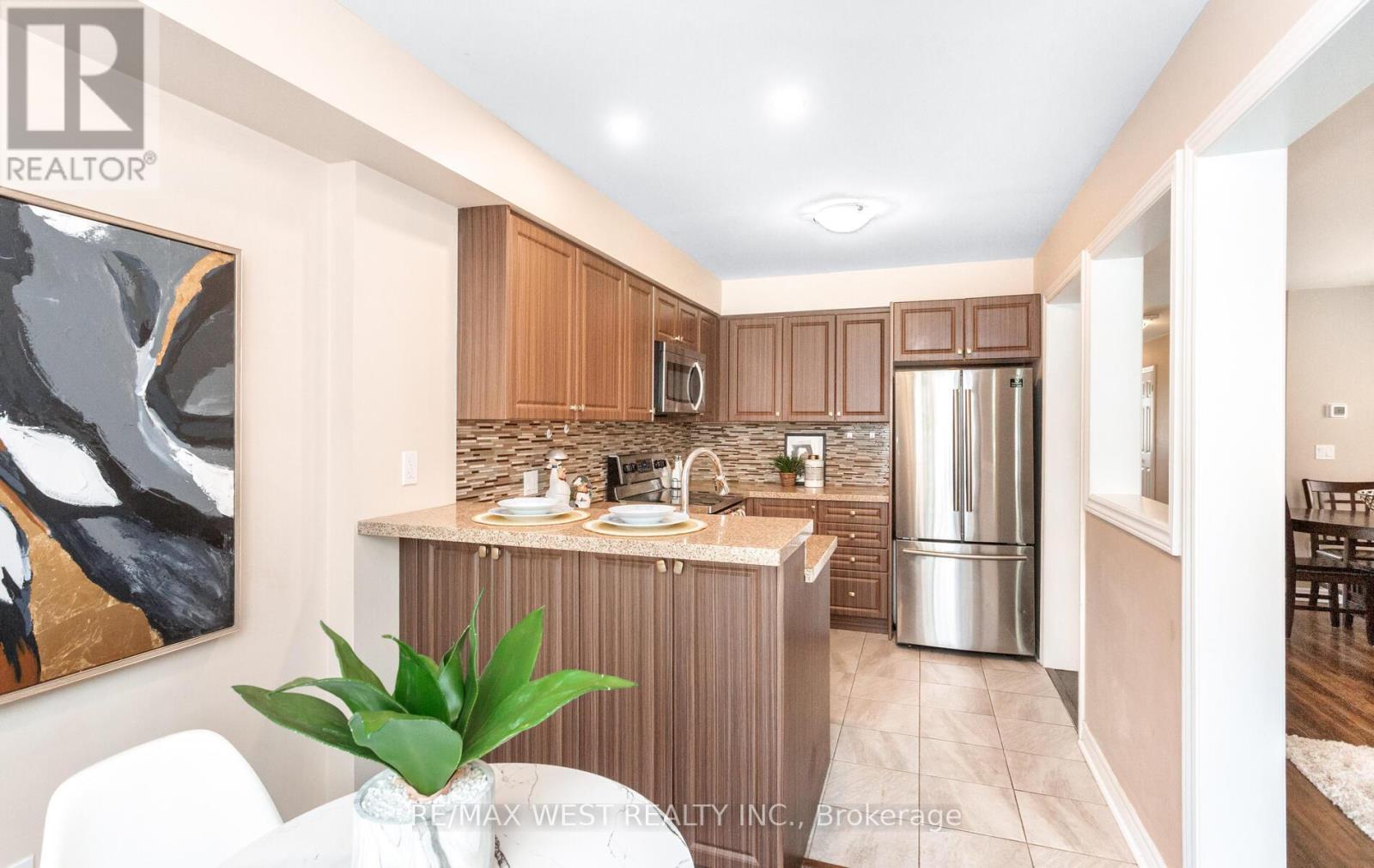 3953 Freeman Terrace, Mississauga, Ontario  L5M 6R2 - Photo 24 - W12121191