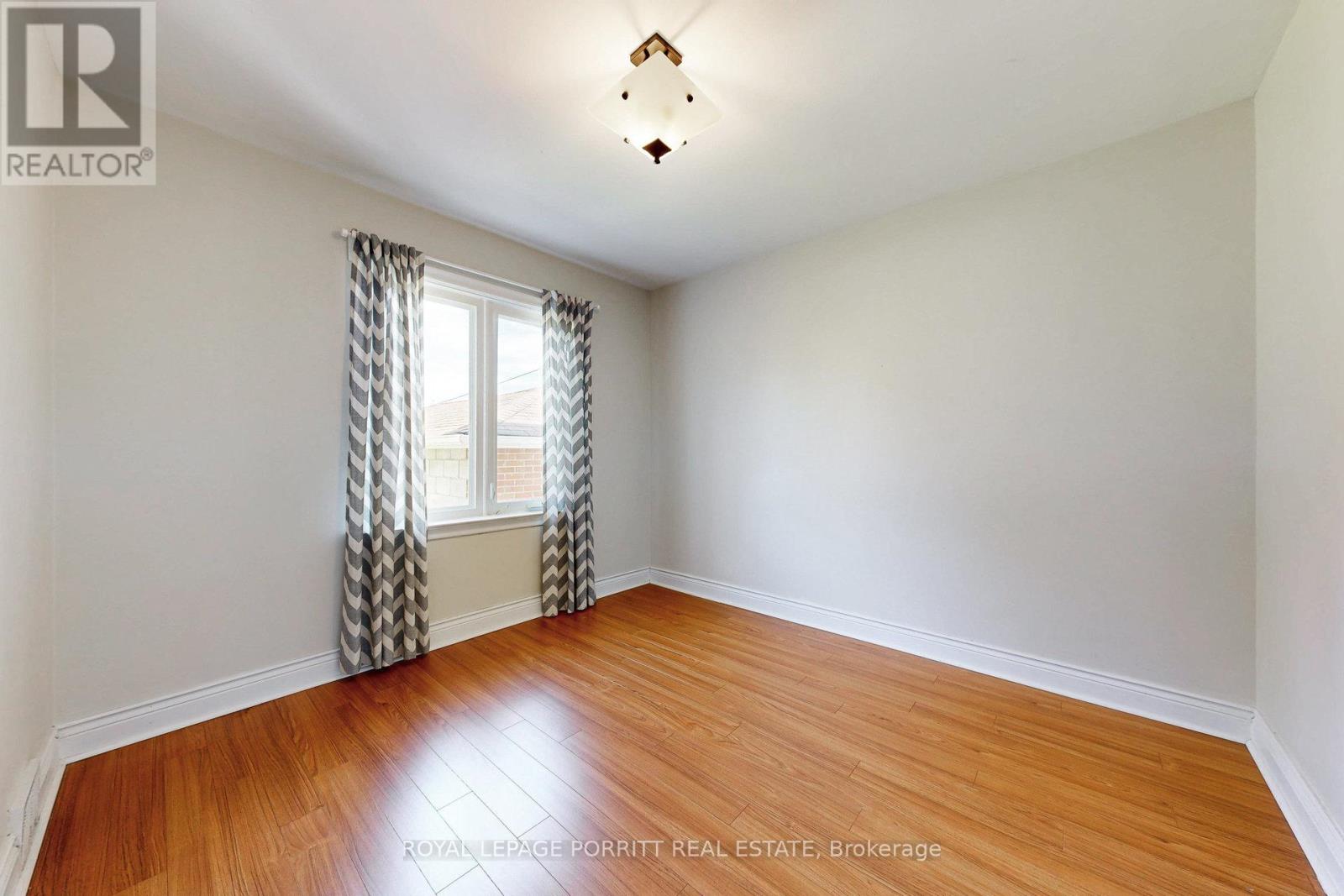 3 Orianna Drive, Toronto, Ontario  M8W 4M8 - Photo 25 - W12158393