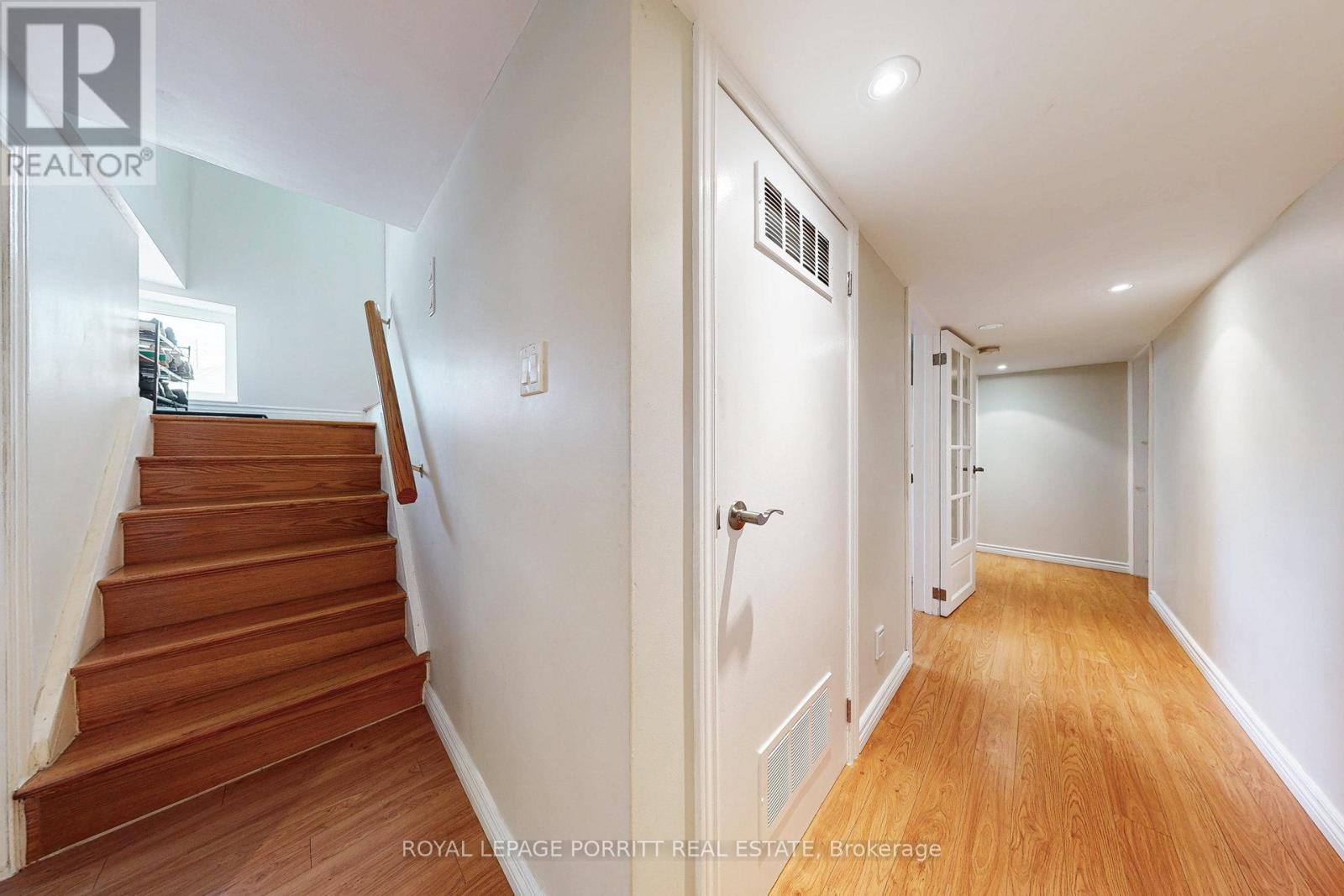 3 Orianna Drive, Toronto, Ontario  M8W 4M8 - Photo 30 - W12158393