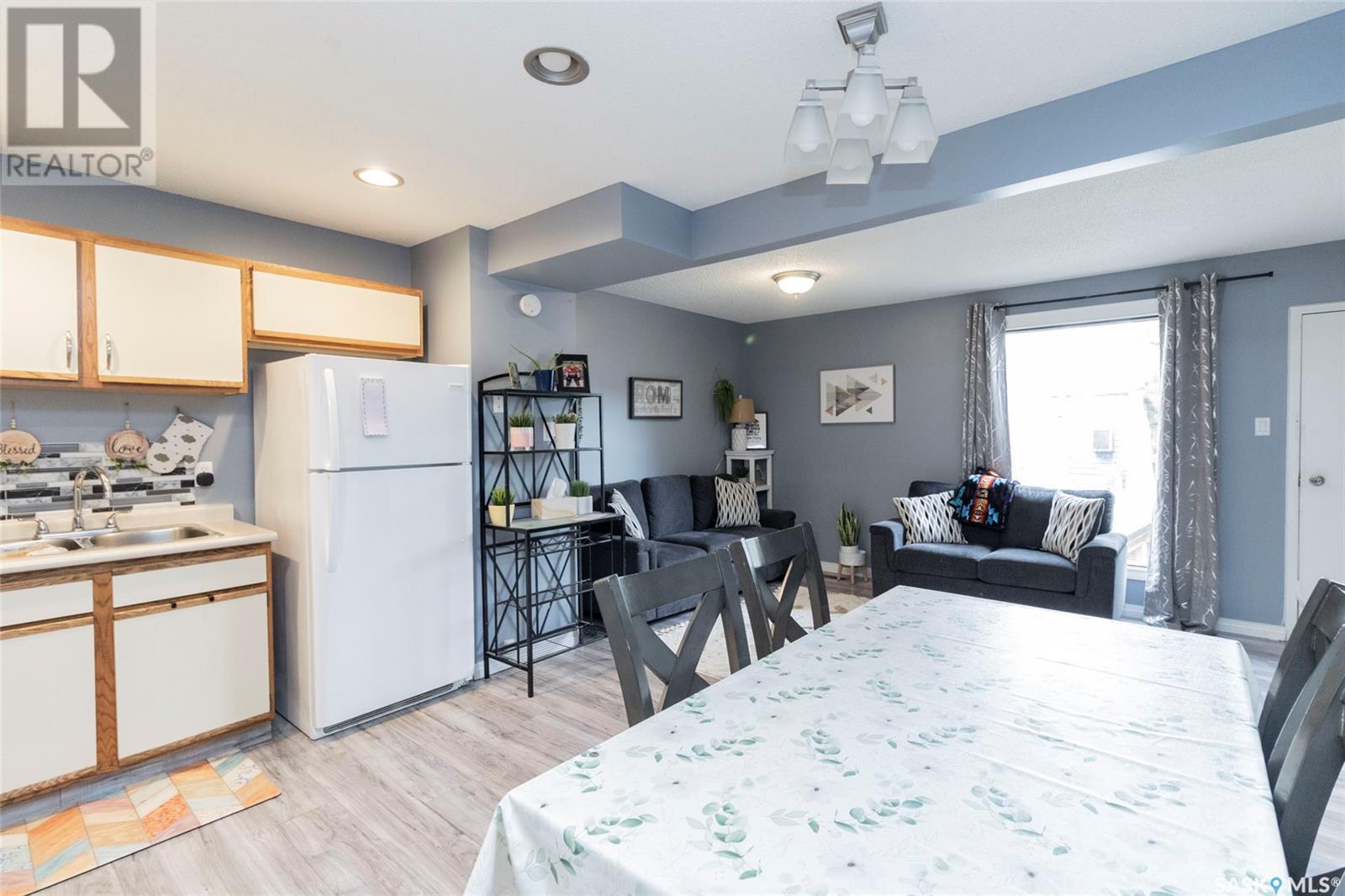 Property at 1638B Central AVENUE image 2