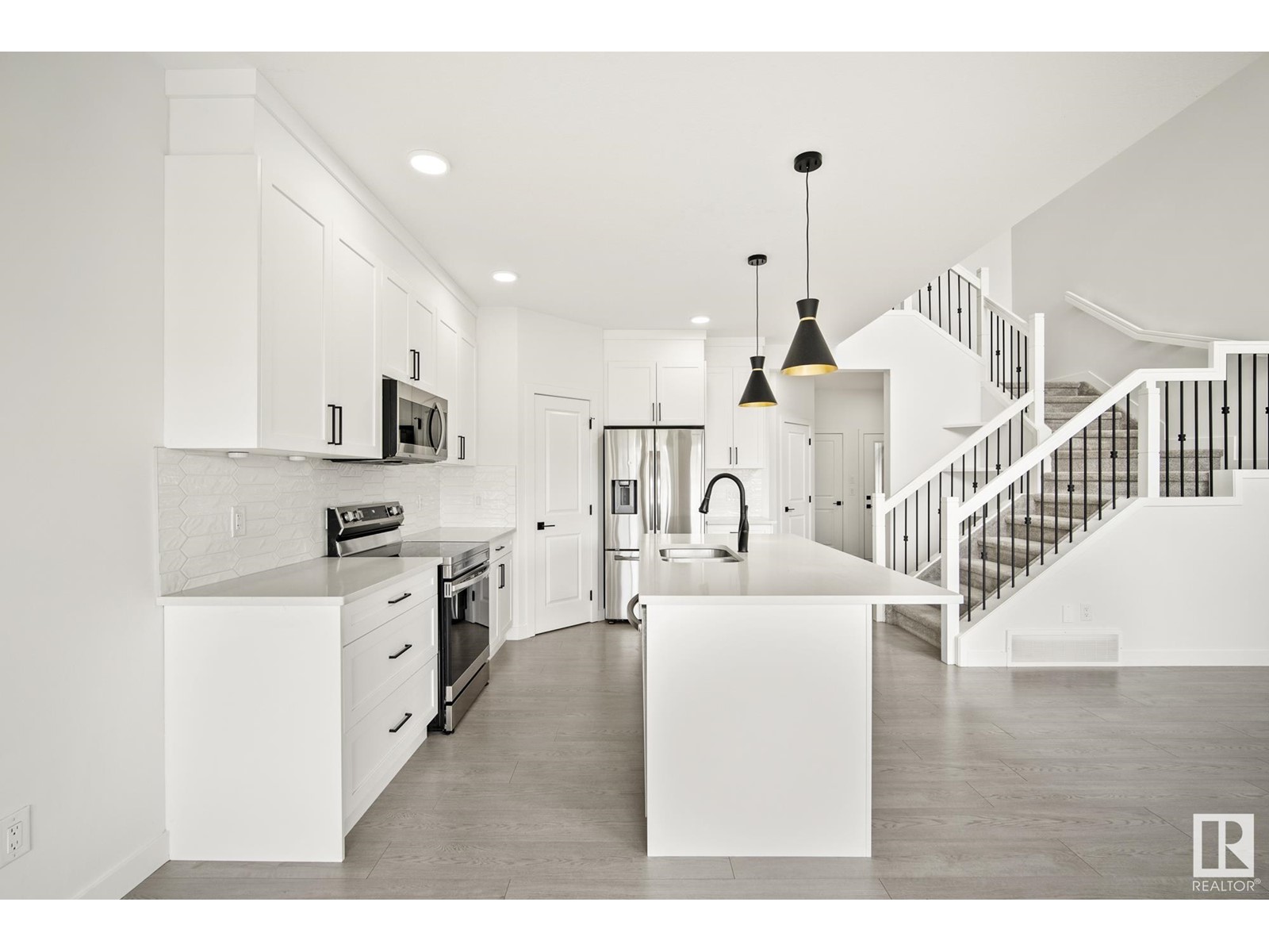 1749 Erker Wy Nw, Edmonton, Alberta  T6M 1J2 - Photo 8 - E4437535