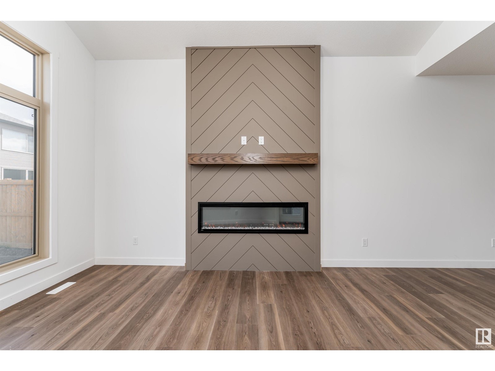 66 Gladstone Bn, Spruce Grove, Alberta  T7X 0Z6 - Photo 3 - E4437537