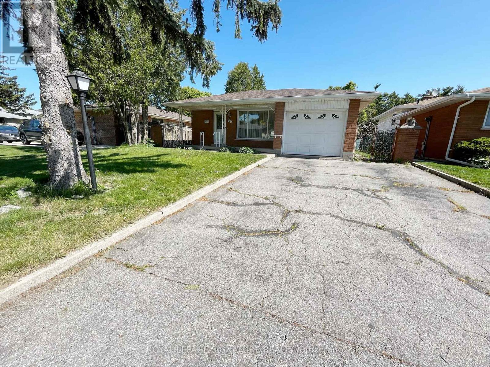 86 Gardiner Drive, Hamilton, Ontario  L9C 4V2 - Photo 2 - X12159303
