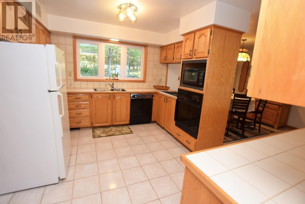 9 Kennedy Rd, Blind River, Ontario  P0R 1B0 - Photo 13 - SM250163