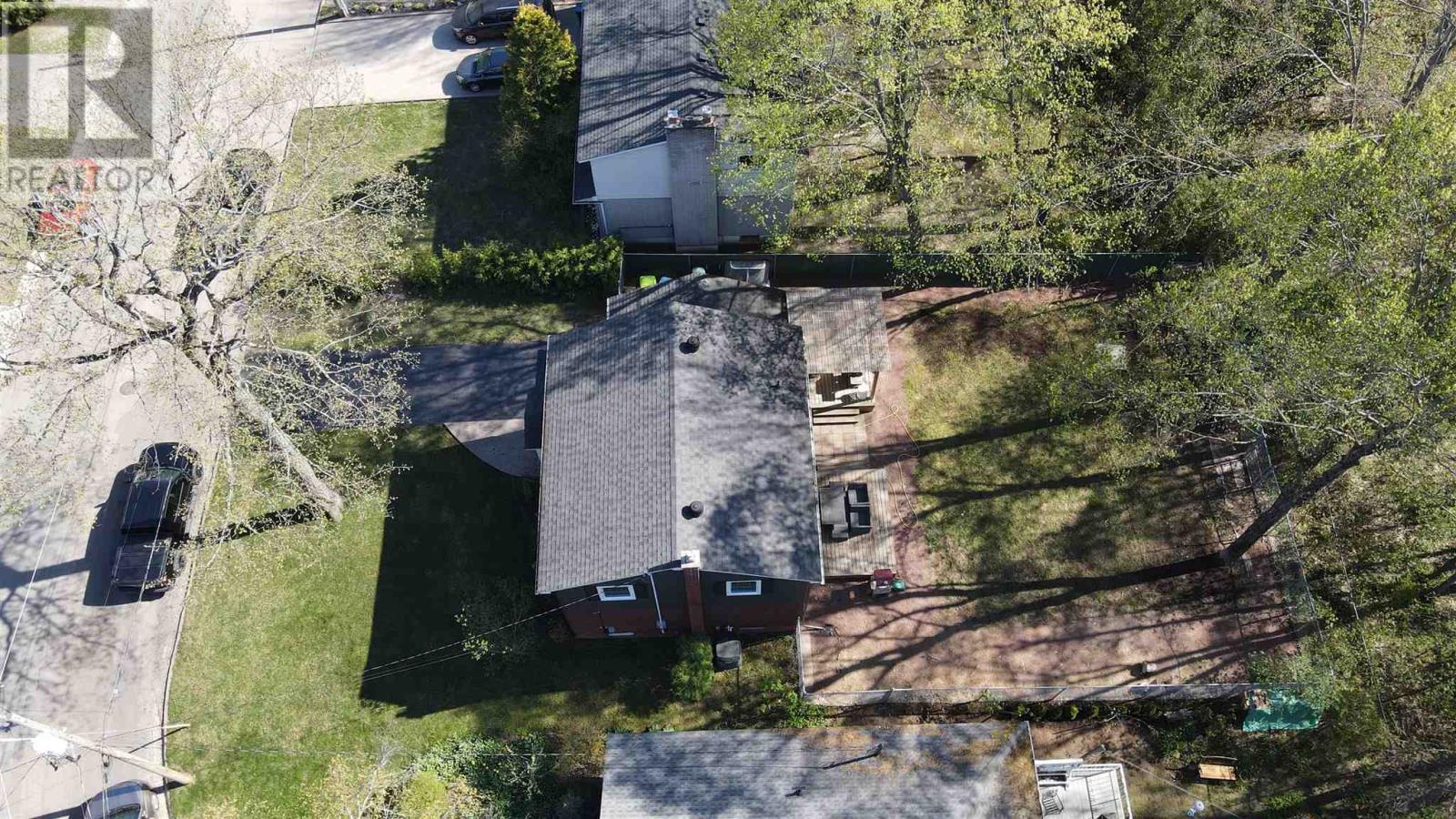 47 Thorneloe Cres, Sault Ste. Marie, Ontario  P6A 4J4 - Photo 2 - SM251177