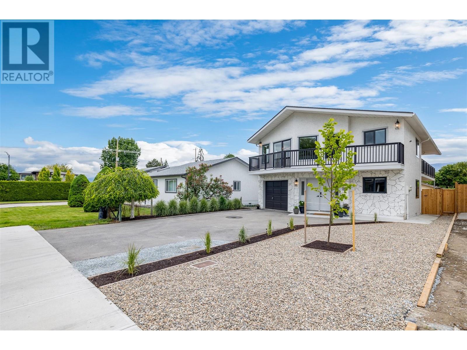 632 Bechard Road, Kelowna, British Columbia  V1W 3G2 - Photo 2 - 10348776
