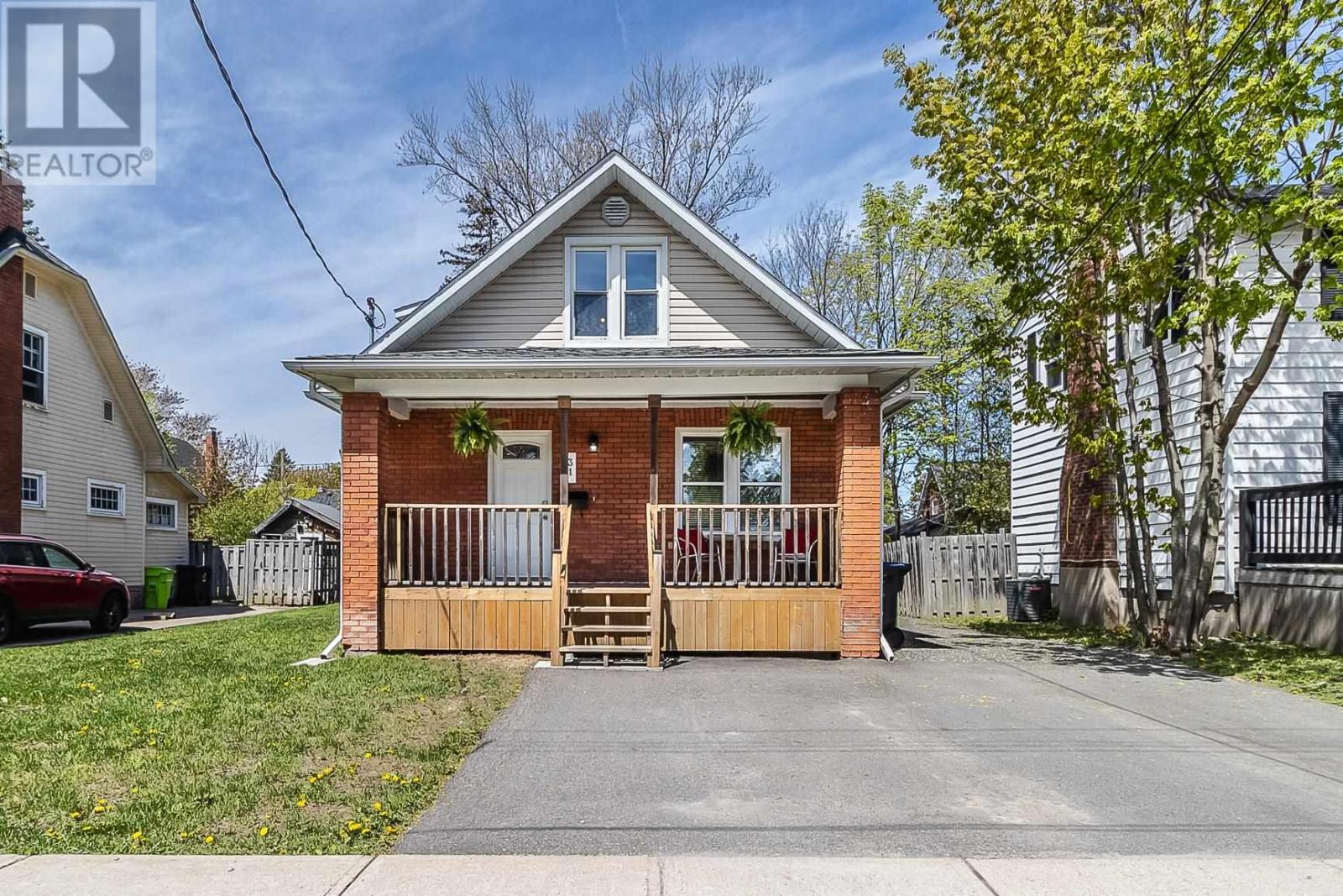31 Coulson Ave, Sault Ste. Marie, Ontario  P6A 3X4 - Photo 2 - SM251187