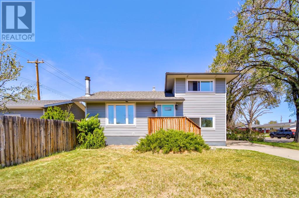Property at 1923 19 Avenue S image 4