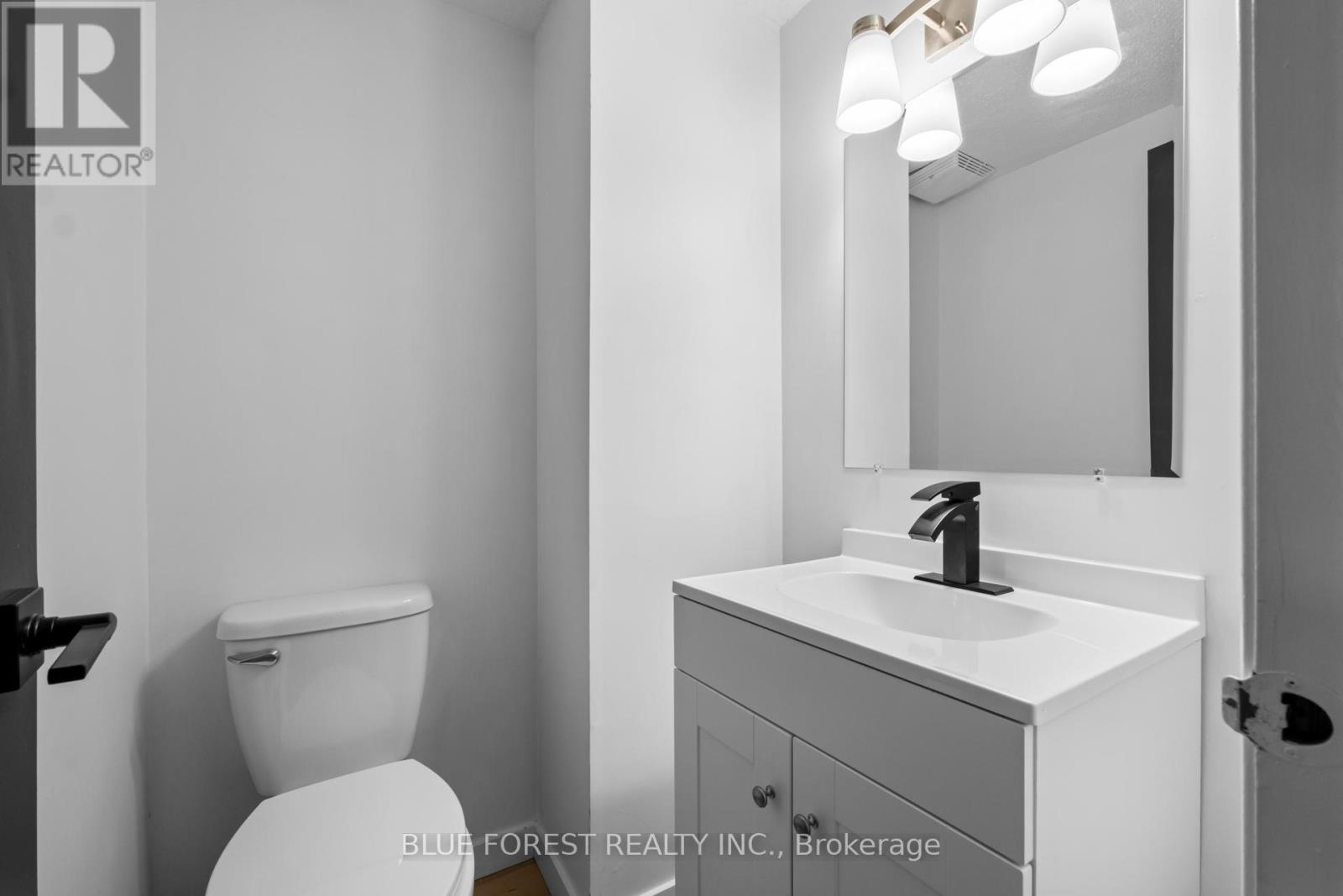100 - 274 Homestead Crescent, London North, Ontario  N6G 2E5 - Photo 10 - X12162037