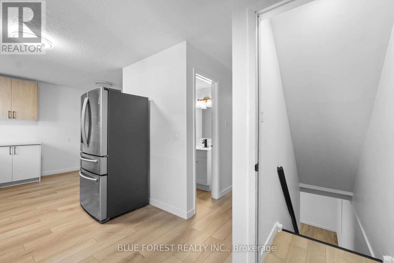 100 - 274 Homestead Crescent, London North, Ontario  N6G 2E5 - Photo 11 - X12162037