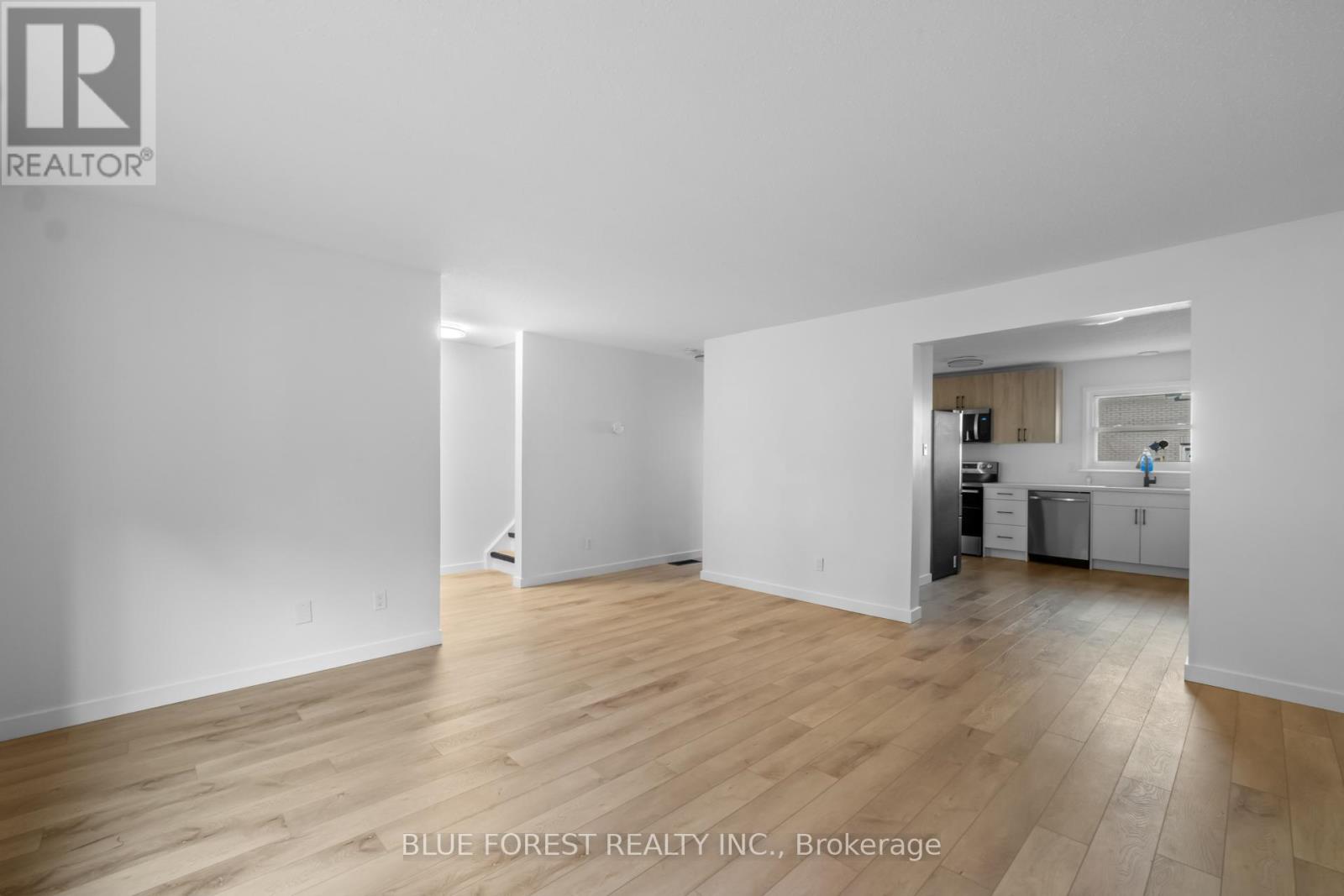 100 - 274 Homestead Crescent, London North, Ontario  N6G 2E5 - Photo 4 - X12162037