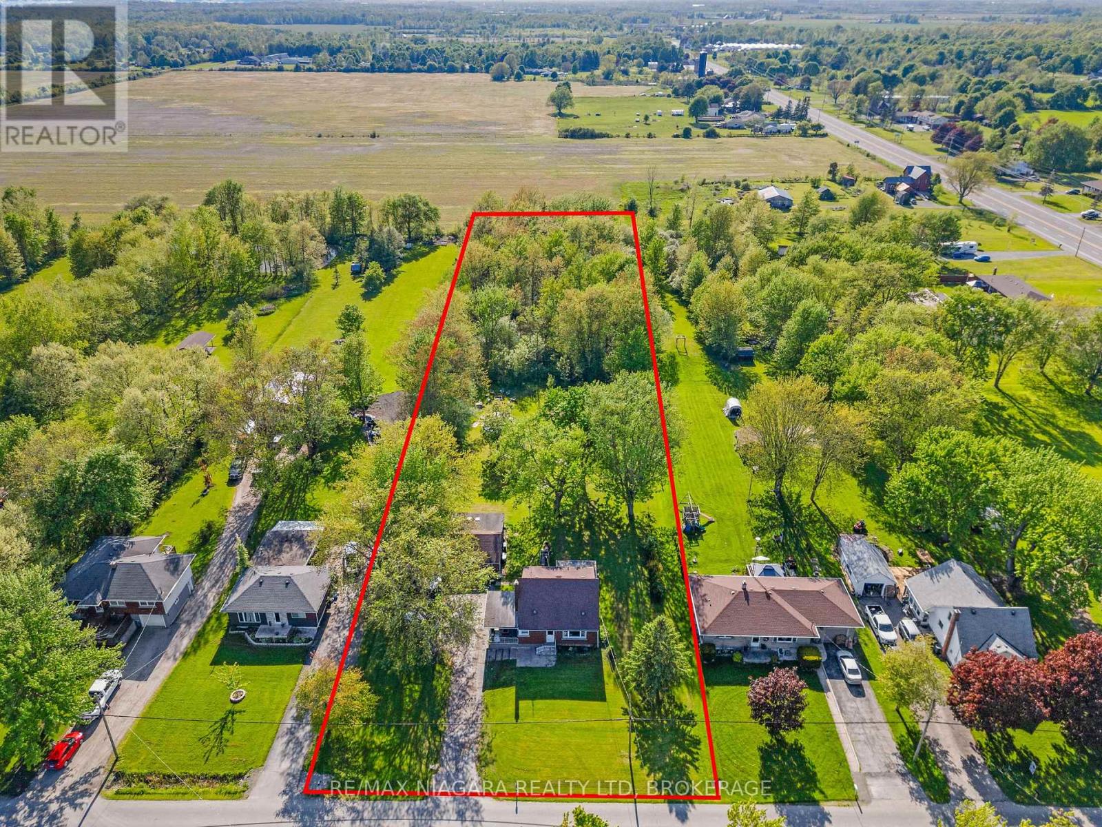 958 Silver Bay Road, Port Colborne (Sherkston), Ontario  L3K 5V3 - Photo 3 - X12162029