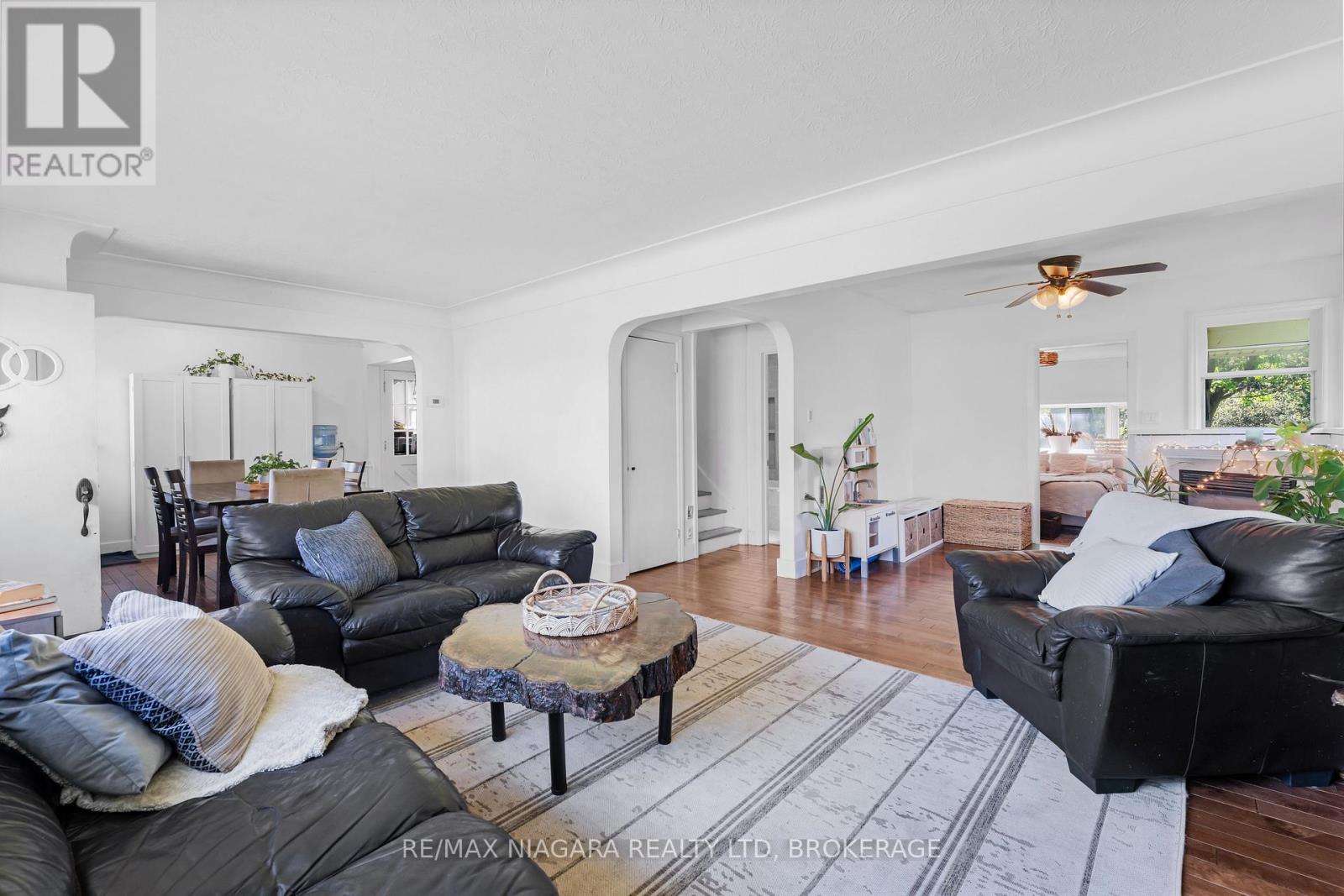 958 Silver Bay Road, Port Colborne (Sherkston), Ontario  L3K 5V3 - Photo 6 - X12162029