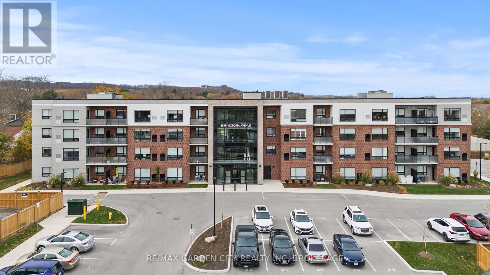 305 - 3998 Victoria Avenue, Lincoln, Ontario  L0R 2C0 - Photo 1 - X12162089