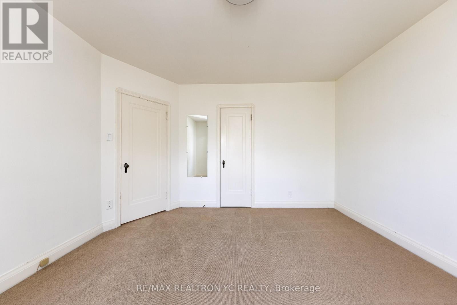 425 Broadway Avenue, Toronto, Ontario  M4G 2R3 - Photo 15 - C12161585