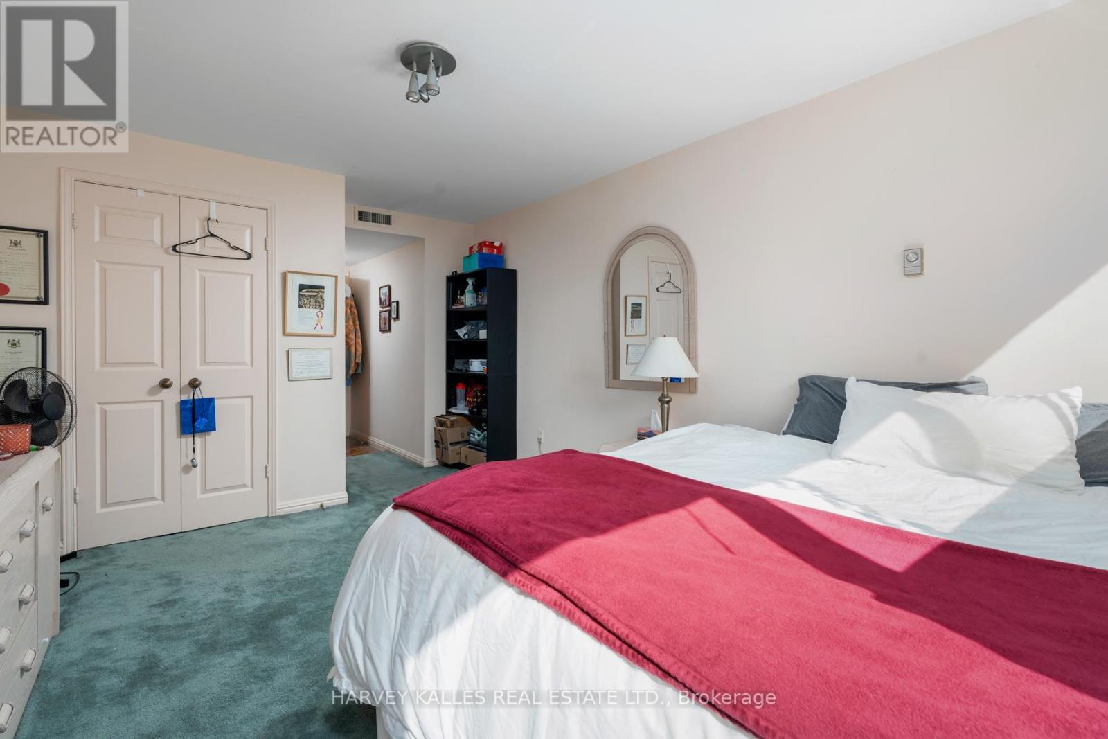 405 - 3900 Yonge Street, Toronto, Ontario  M4N 3N6 - Photo 27 - C12161603