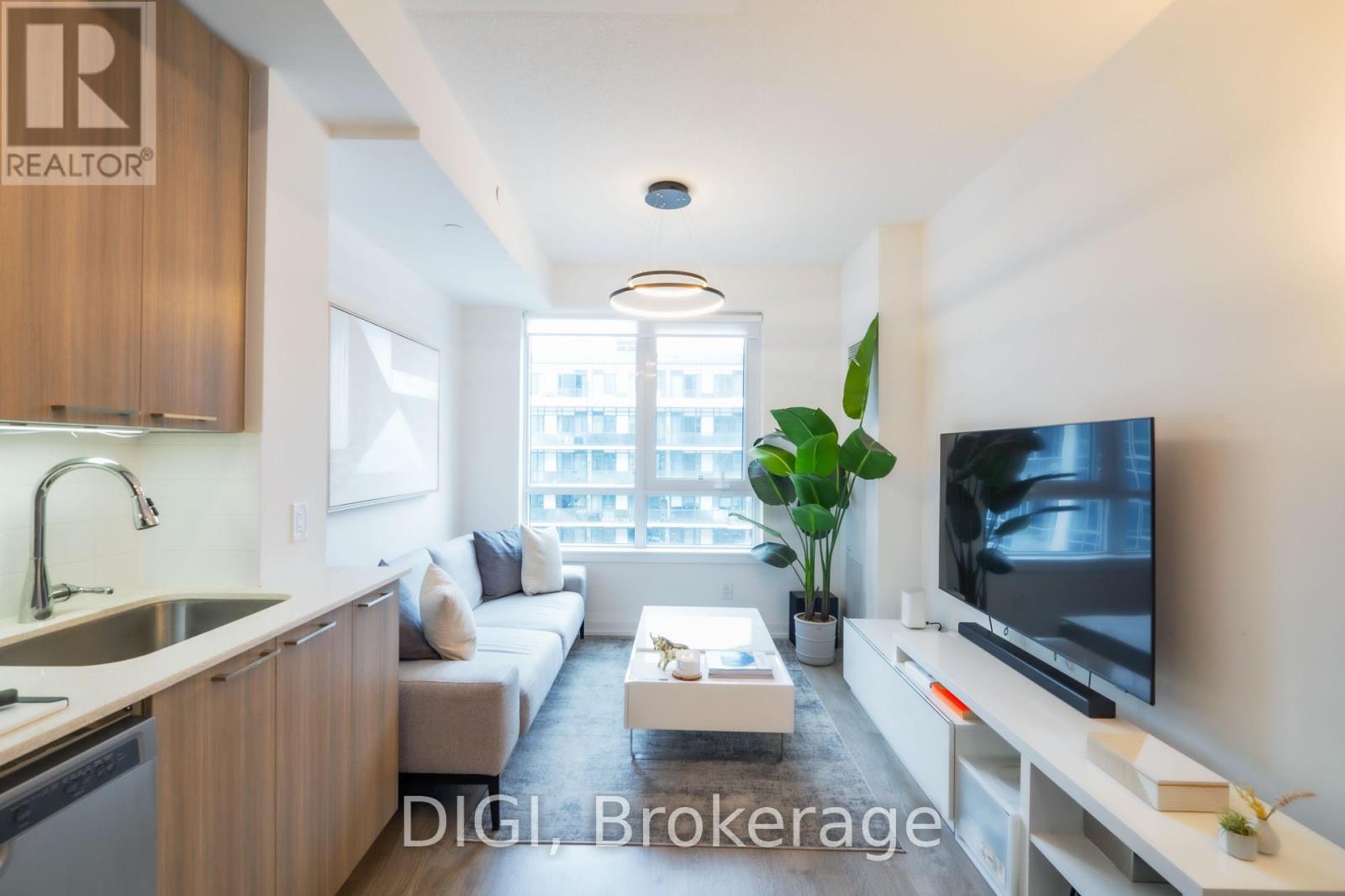 636 - 591 Sheppard Avenue E, Toronto, Ontario  M2K 0G2 - Photo 1 - C12161748