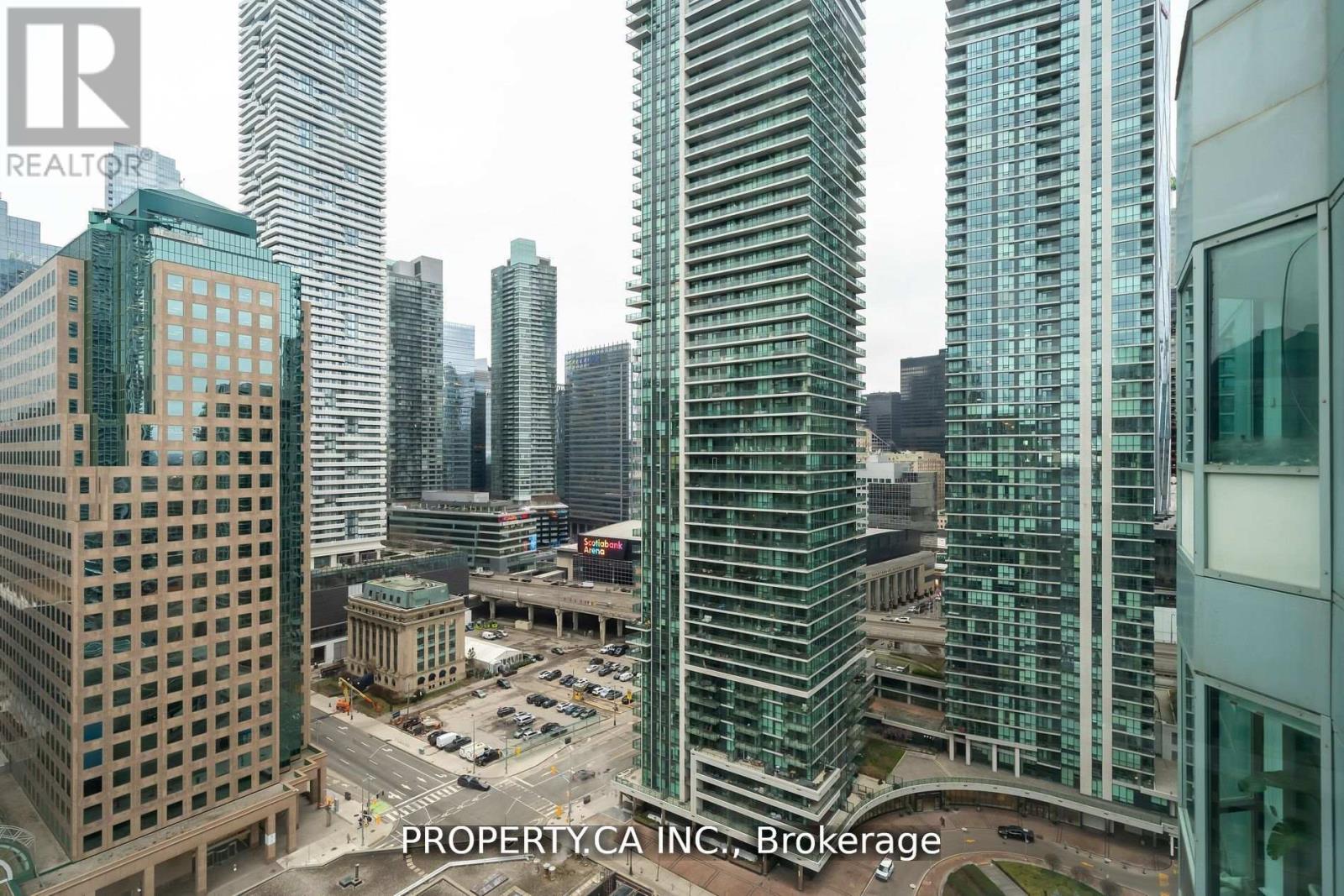 Sph2406 - 10 Queens Quay W, Toronto, Ontario  M5J 2R9 - Photo 13 - C12161764