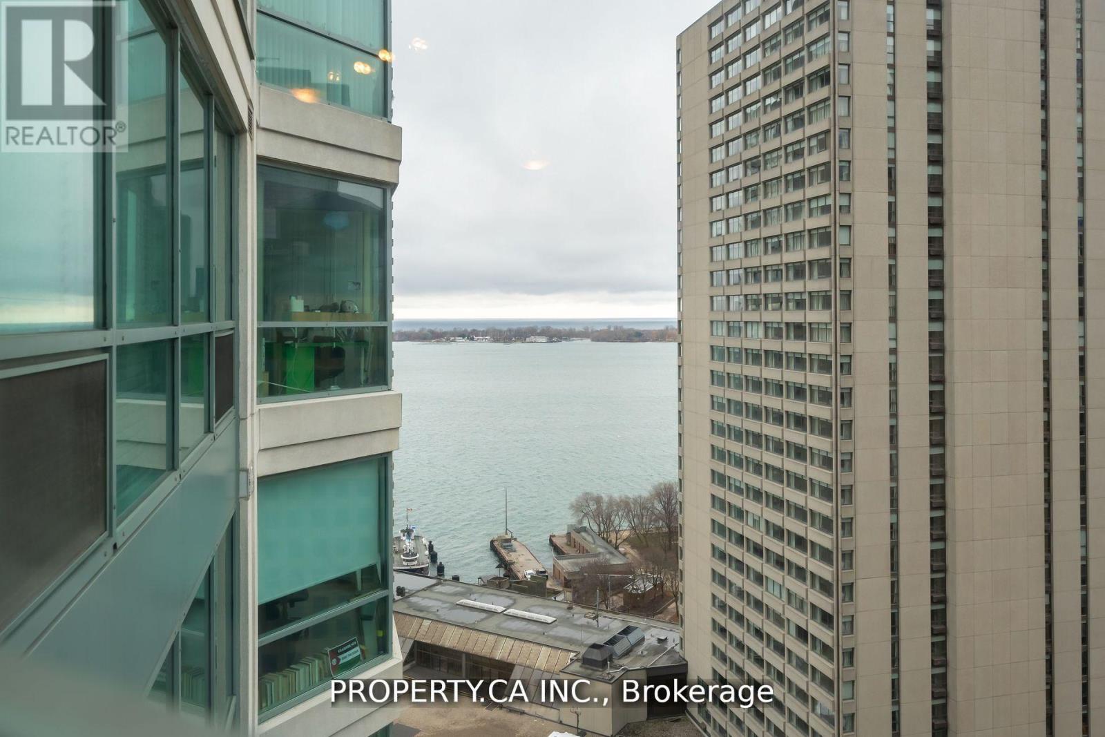 Sph2406 - 10 Queens Quay W, Toronto, Ontario  M5J 2R9 - Photo 15 - C12161764