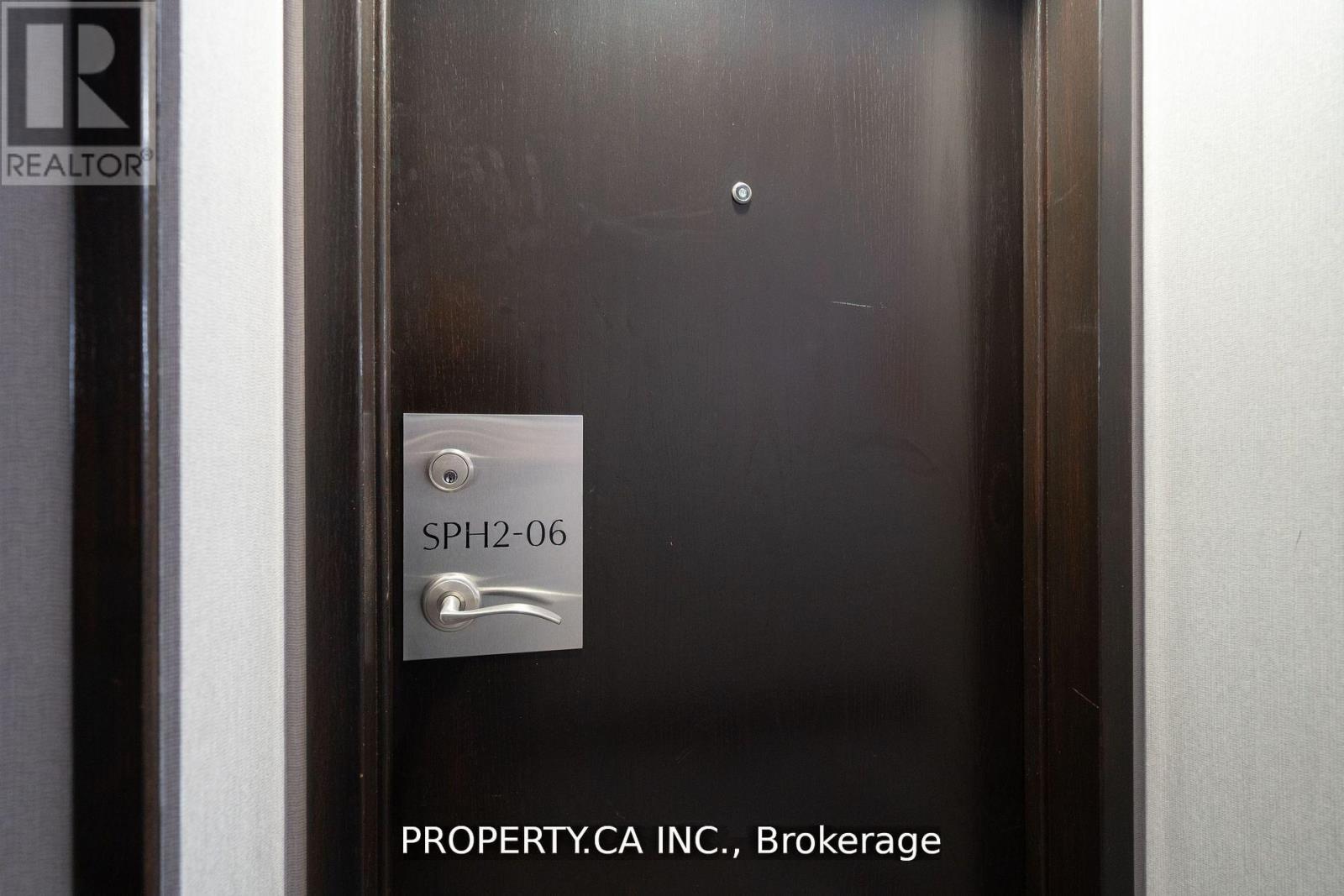 Sph2406 - 10 Queens Quay W, Toronto, Ontario  M5J 2R9 - Photo 24 - C12161764