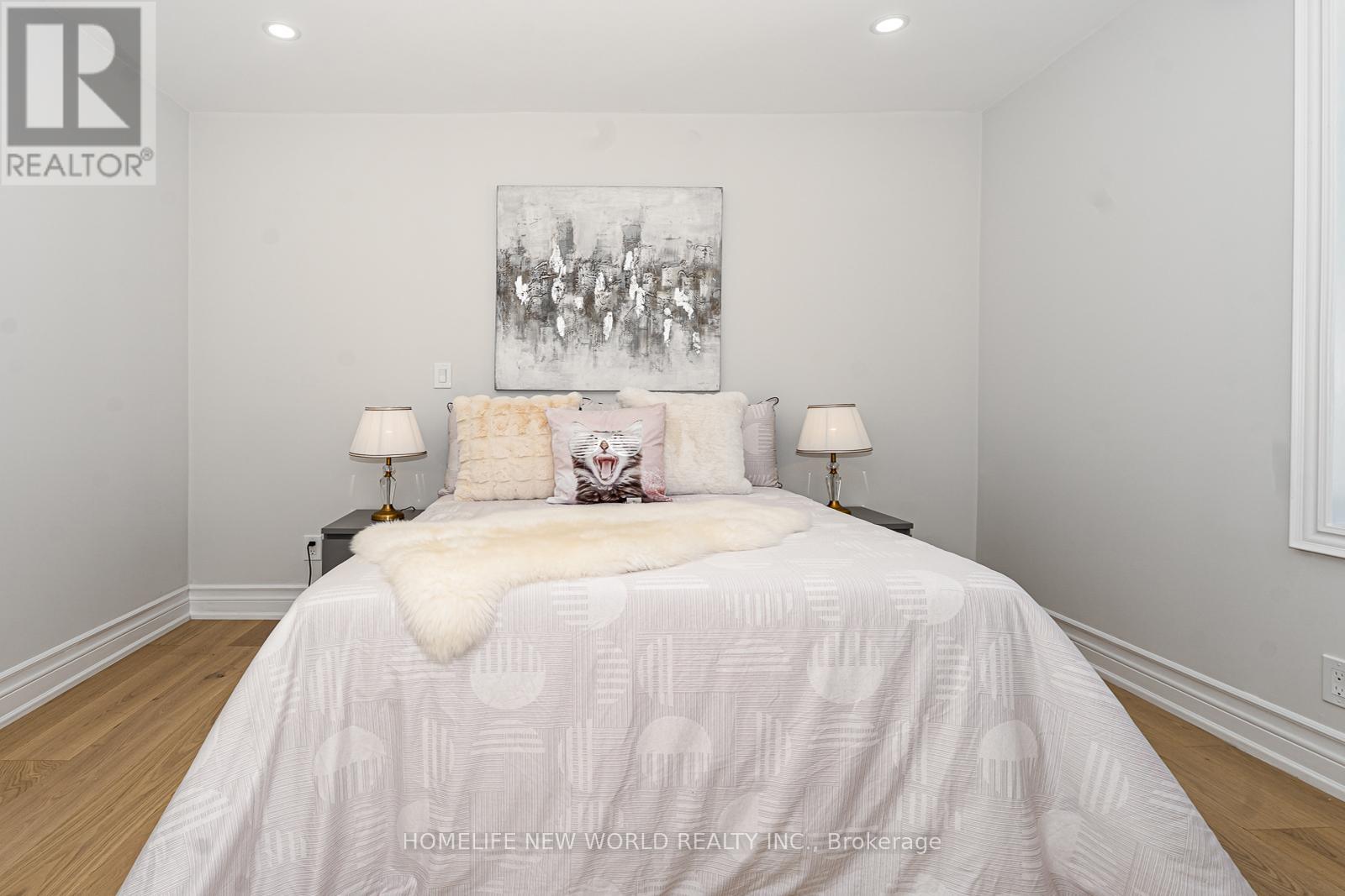 9 Rusholme Drive, Toronto, Ontario  M6J 3K1 - Photo 24 - C12161803