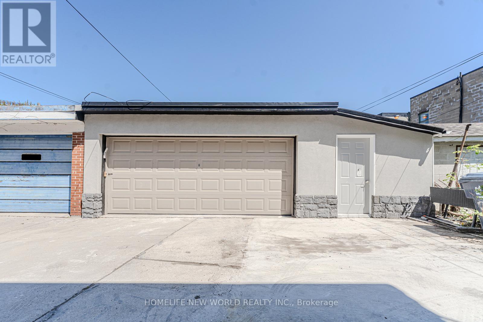 9 Rusholme Drive, Toronto, Ontario  M6J 3K1 - Photo 44 - C12161803