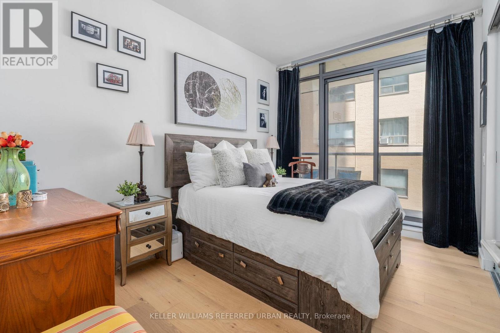 402 - 81 Wellesley Street E, Toronto, Ontario  M4Y 0C5 - Photo 11 - C12161842