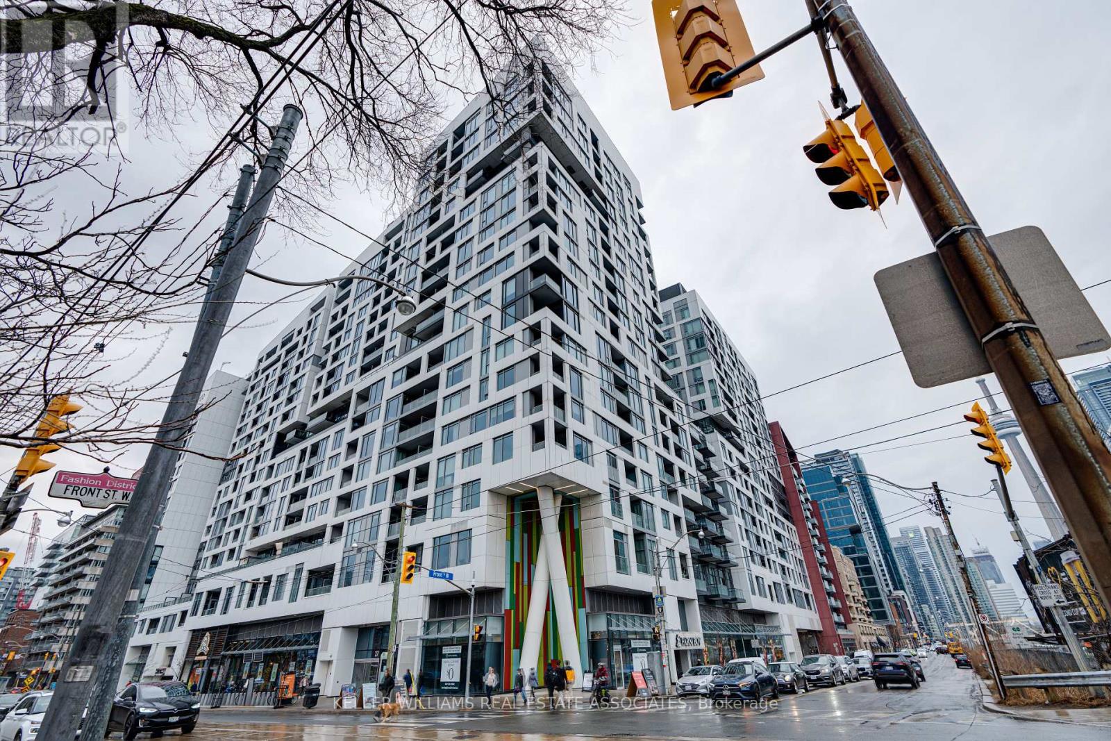 402 - 576 Front Street W, Toronto, Ontario  M5V 1C1 - Photo 2 - C12161873