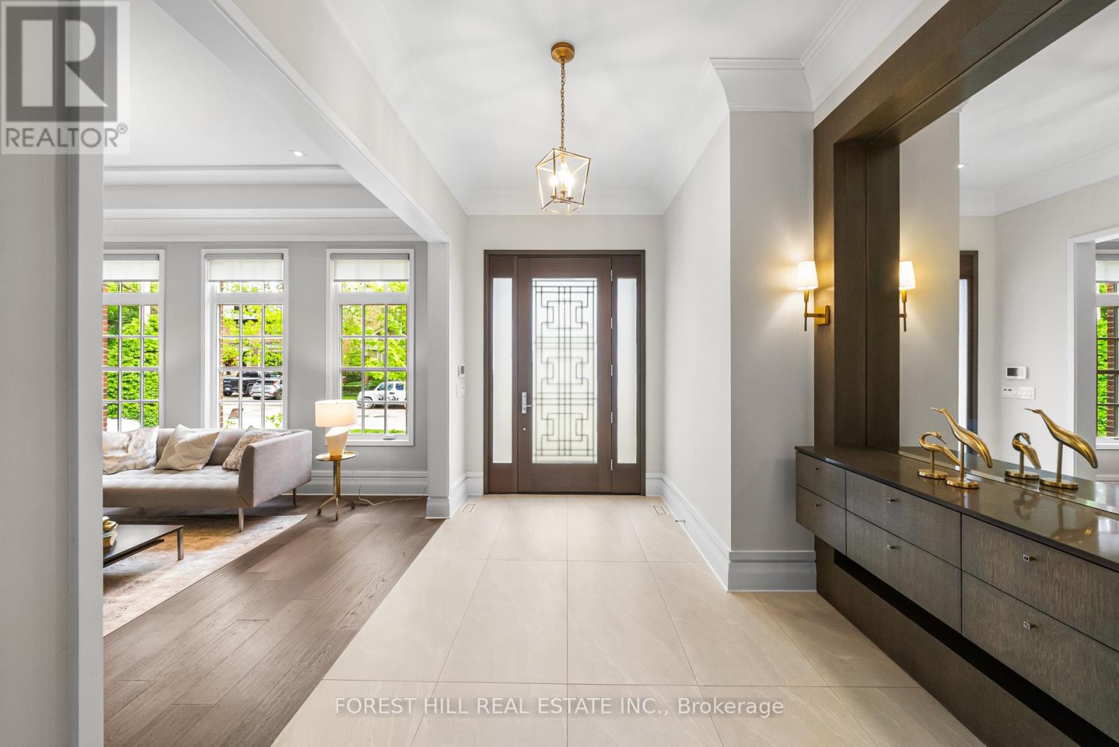 Property at 163 CORTLEIGH BOULEVARD image 5