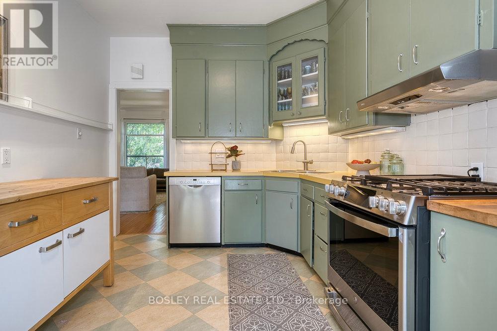 244 Havelock Street, Toronto, Ontario  M6H 3B9 - Photo 12 - C12161885