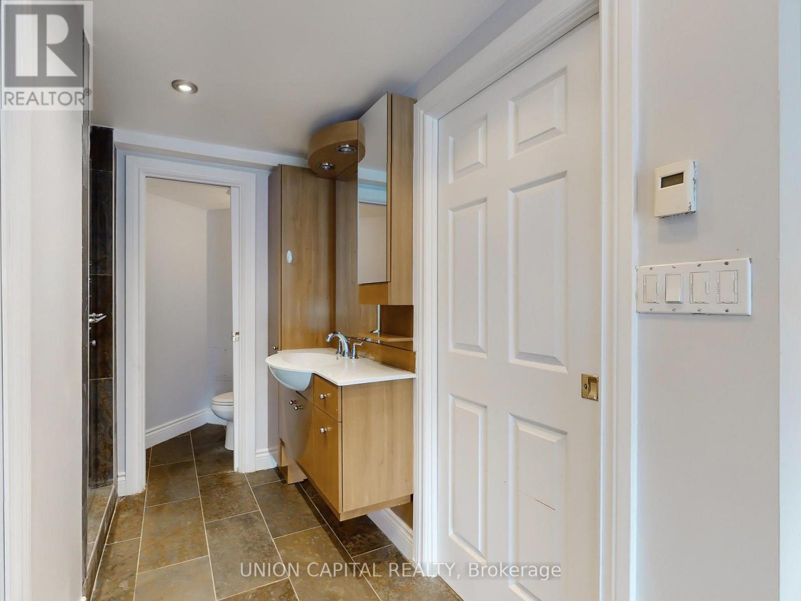 1008 - 28 Hollywood Avenue, Toronto, Ontario  M2N 6S4 - Photo 31 - C12161936