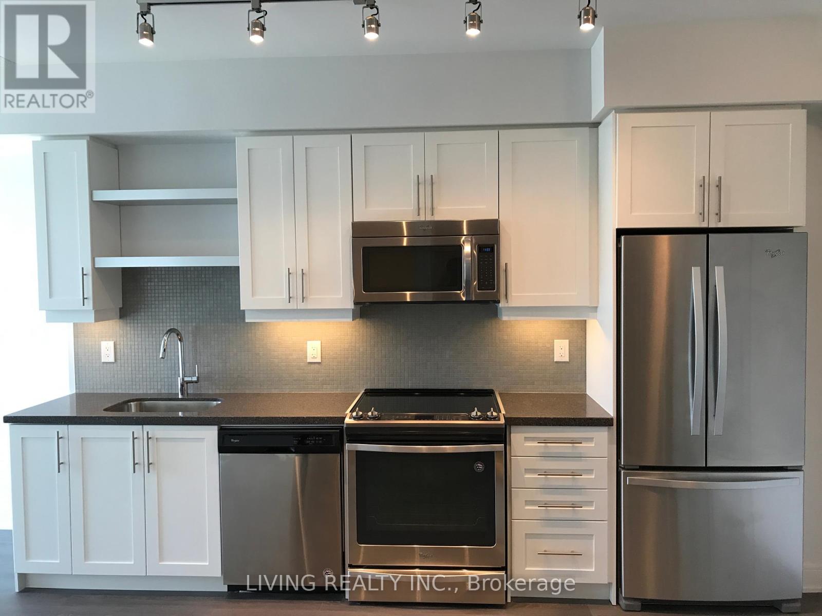 1826 - 525 Adelaide Street W, Toronto, Ontario  M5V 0N7 - Photo 1 - C12161953