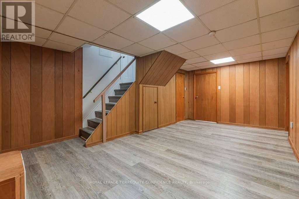 219 Betty Ann Drive, Toronto, Ontario  M2R 1A6 - Photo 10 - C12161981