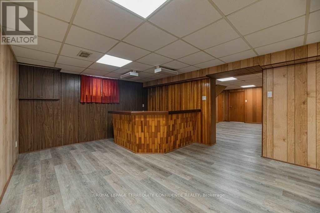 219 Betty Ann Drive, Toronto, Ontario  M2R 1A6 - Photo 12 - C12161981