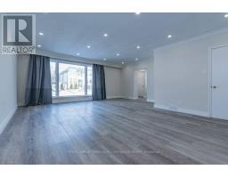 219 BETTY ANN DRIVE, Toronto, Ontario