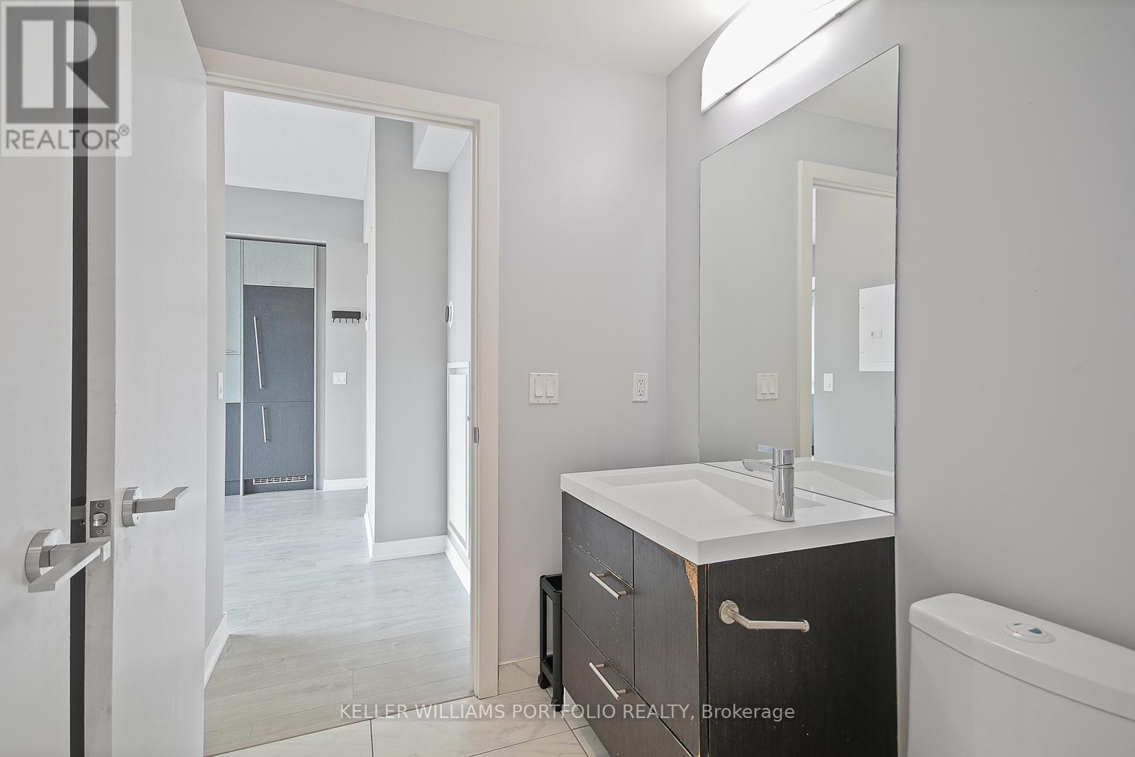 2605 - 30 Nelson Street, Toronto, Ontario  M5V 0H5 - Photo 20 - C12161982