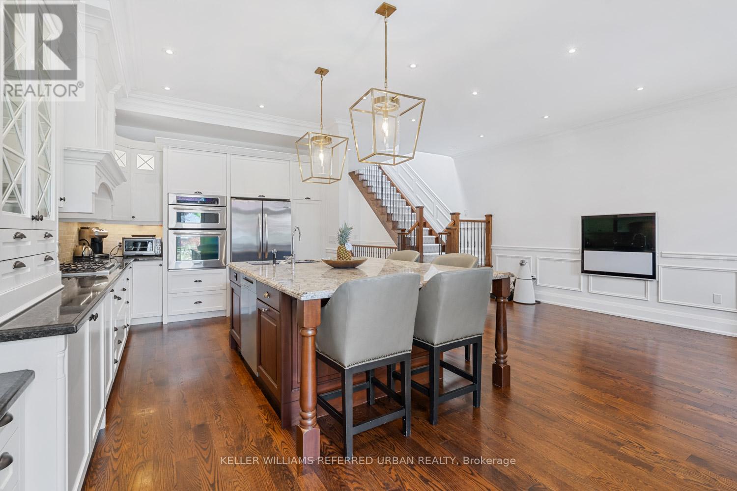 92 Felbrigg Avenue, Toronto, Ontario  M5M 2M4 - Photo 13 - C12161853