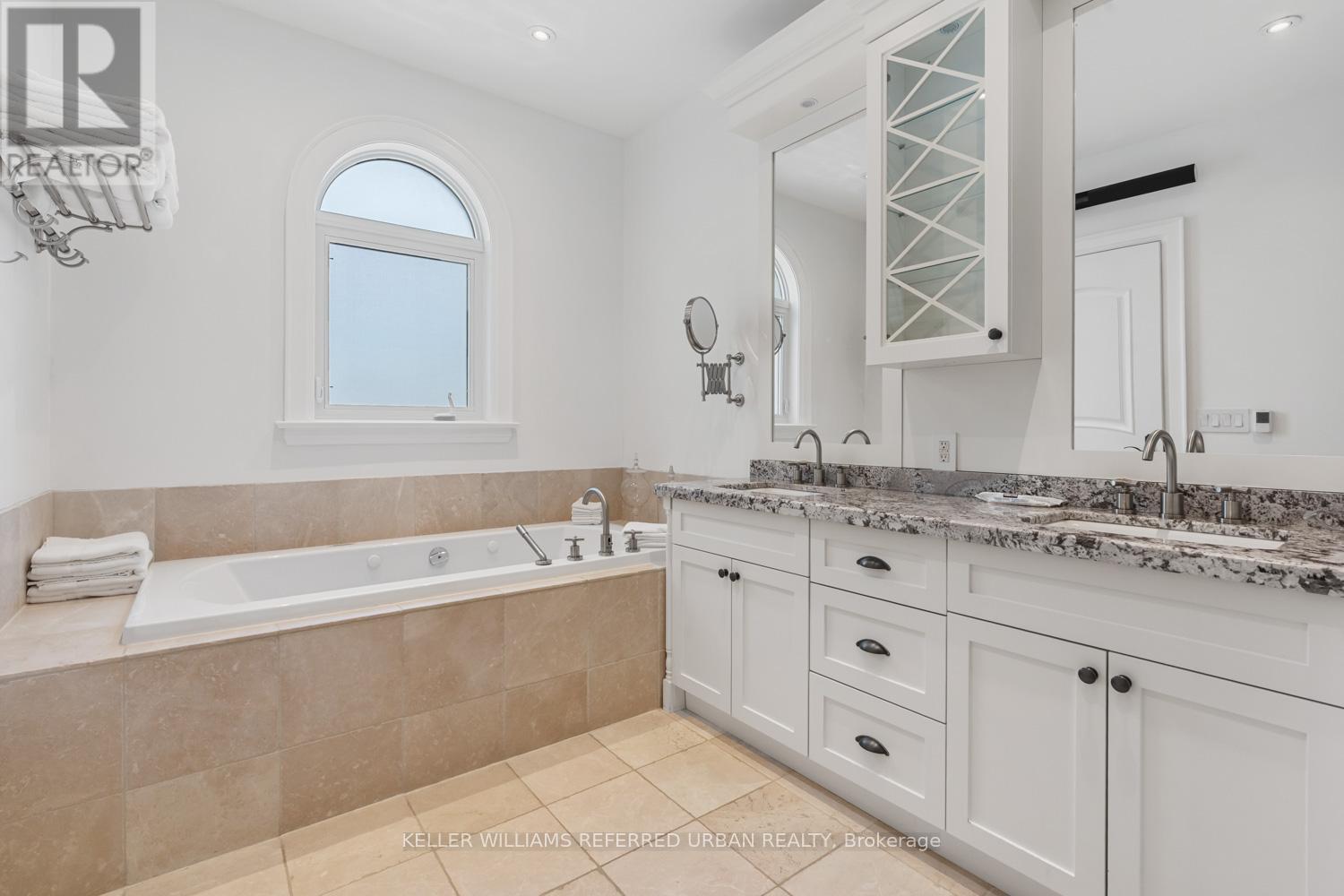 92 Felbrigg Avenue, Toronto, Ontario  M5M 2M4 - Photo 23 - C12161853
