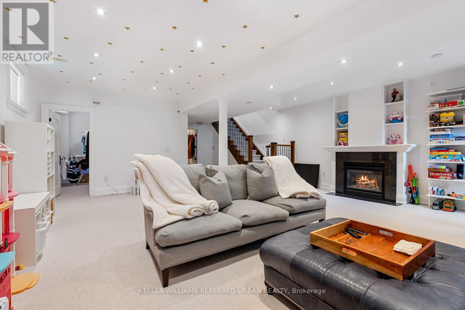 92 Felbrigg Avenue, Toronto (Bedford Park-Nortown), Ontario  M5M 2M4 - Photo 37 - C12161853