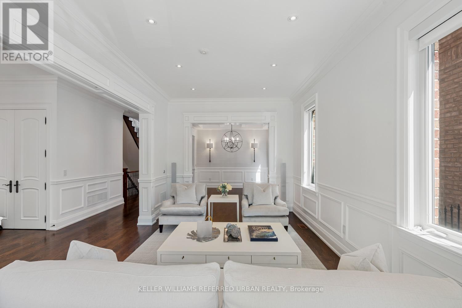 92 Felbrigg Avenue, Toronto, Ontario  M5M 2M4 - Photo 7 - C12161853