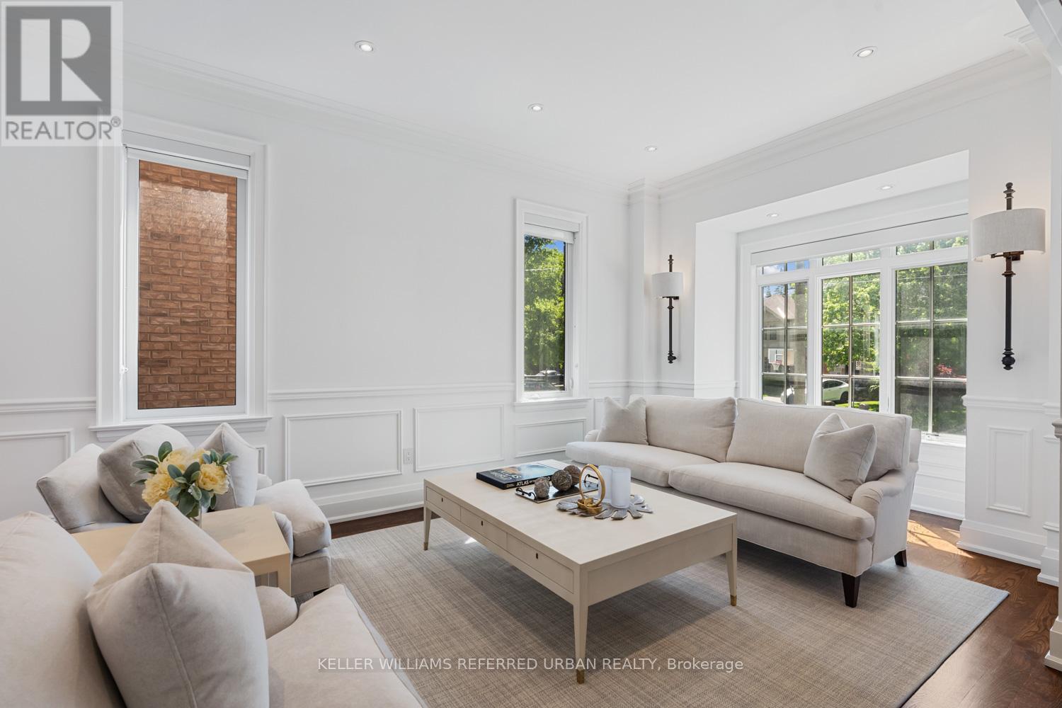 92 Felbrigg Avenue, Toronto, Ontario  M5M 2M4 - Photo 5 - C12161853
