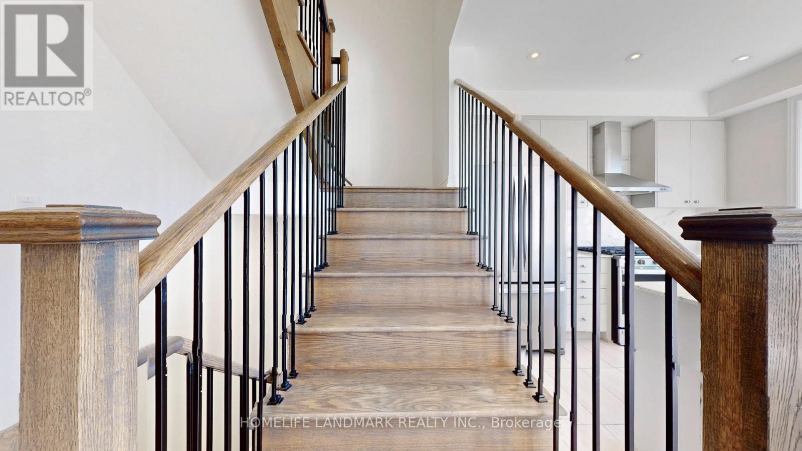 39 Drover Circle, Whitchurch-Stouffville, Ontario  L4A 4X2 - Photo 25 - N12158849