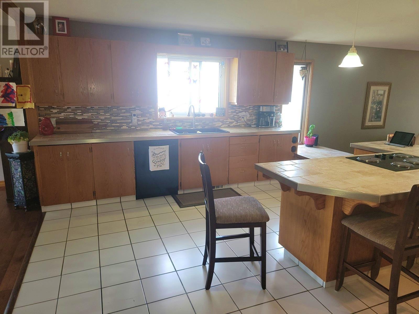 104 Centennial Dr, Schreiber, Ontario  P0T 2S0 - Photo 6 - TB251263