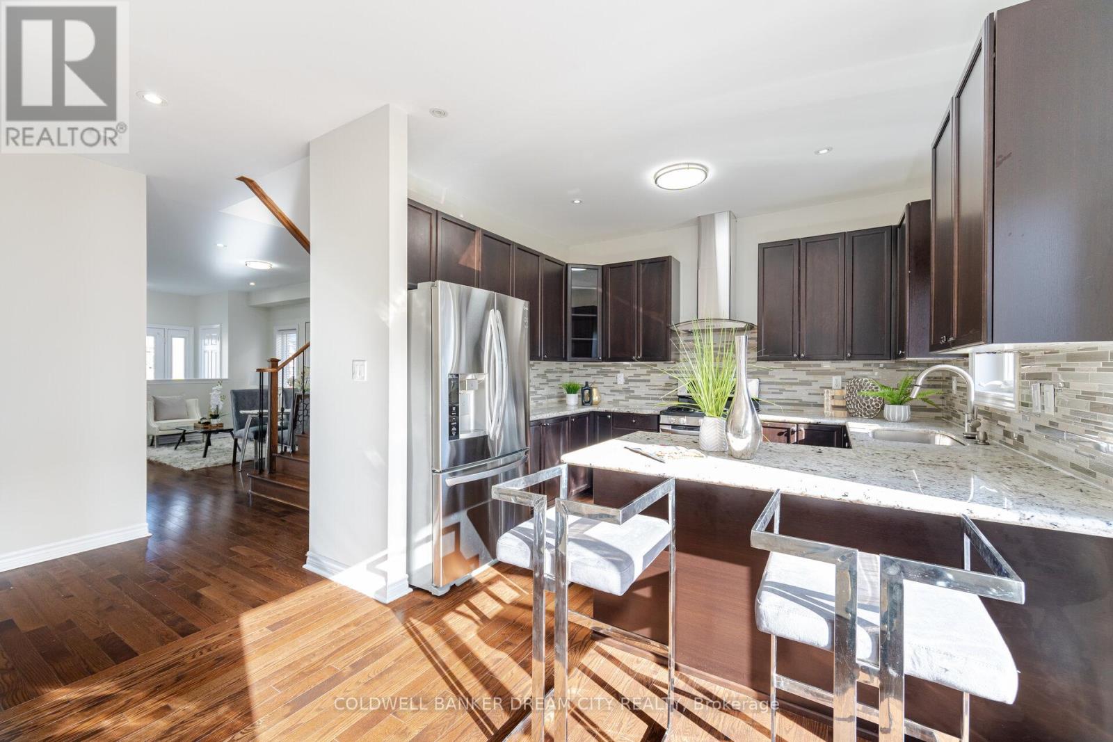 31 Rushlands Crescent, Whitby, Ontario  L1R 0J8 - Photo 10 - E12161778