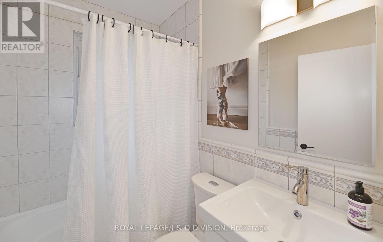 19 Brian Avenue, Toronto, Ontario  M1R 3J1 - Photo 15 - E12161806