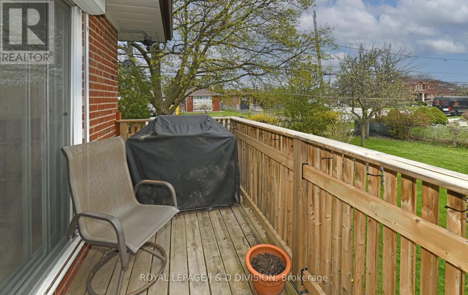 19 Brian Avenue, Toronto, Ontario  M1R 3J1 - Photo 22 - E12161806