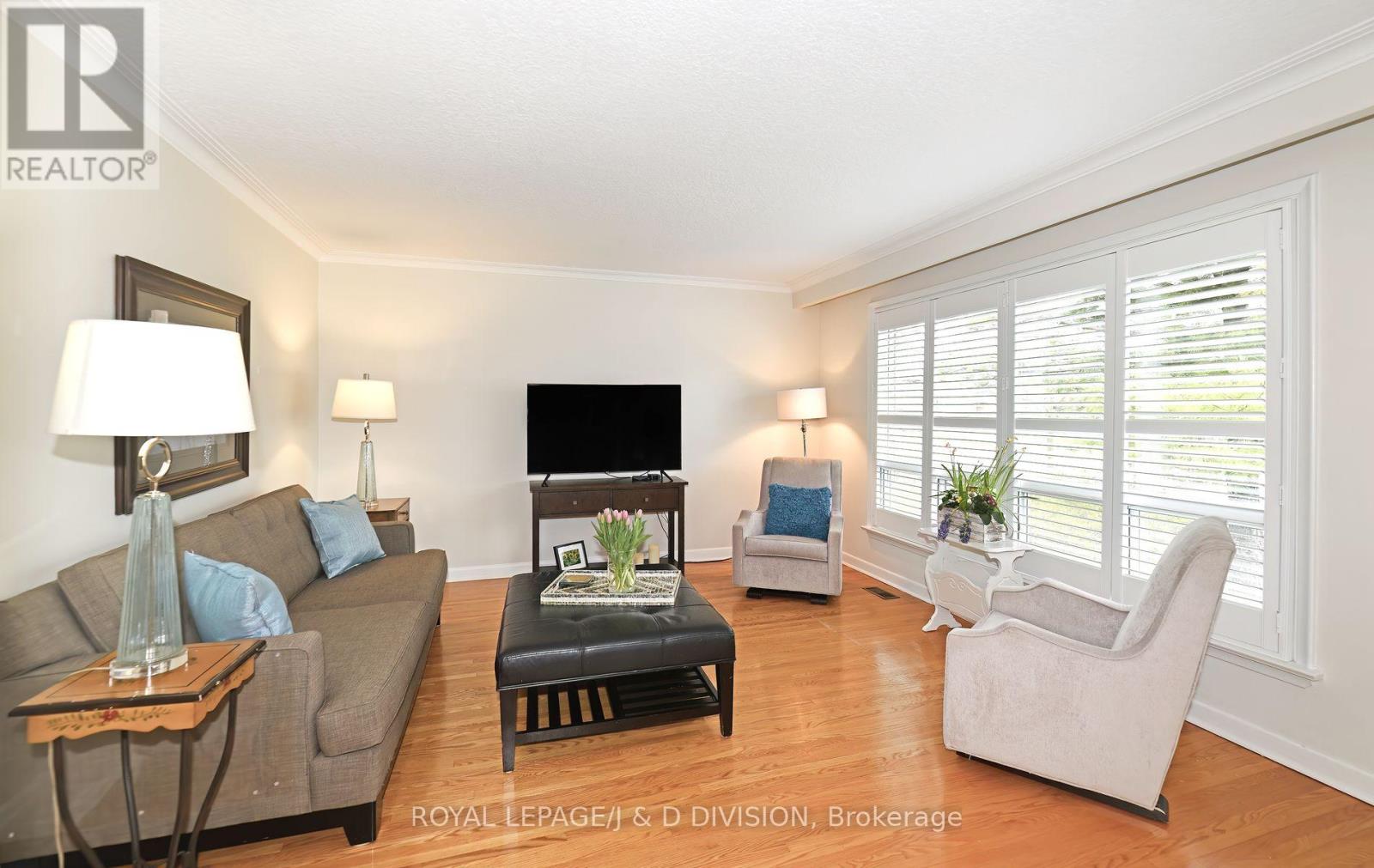19 Brian Avenue, Toronto, Ontario  M1R 3J1 - Photo 4 - E12161806