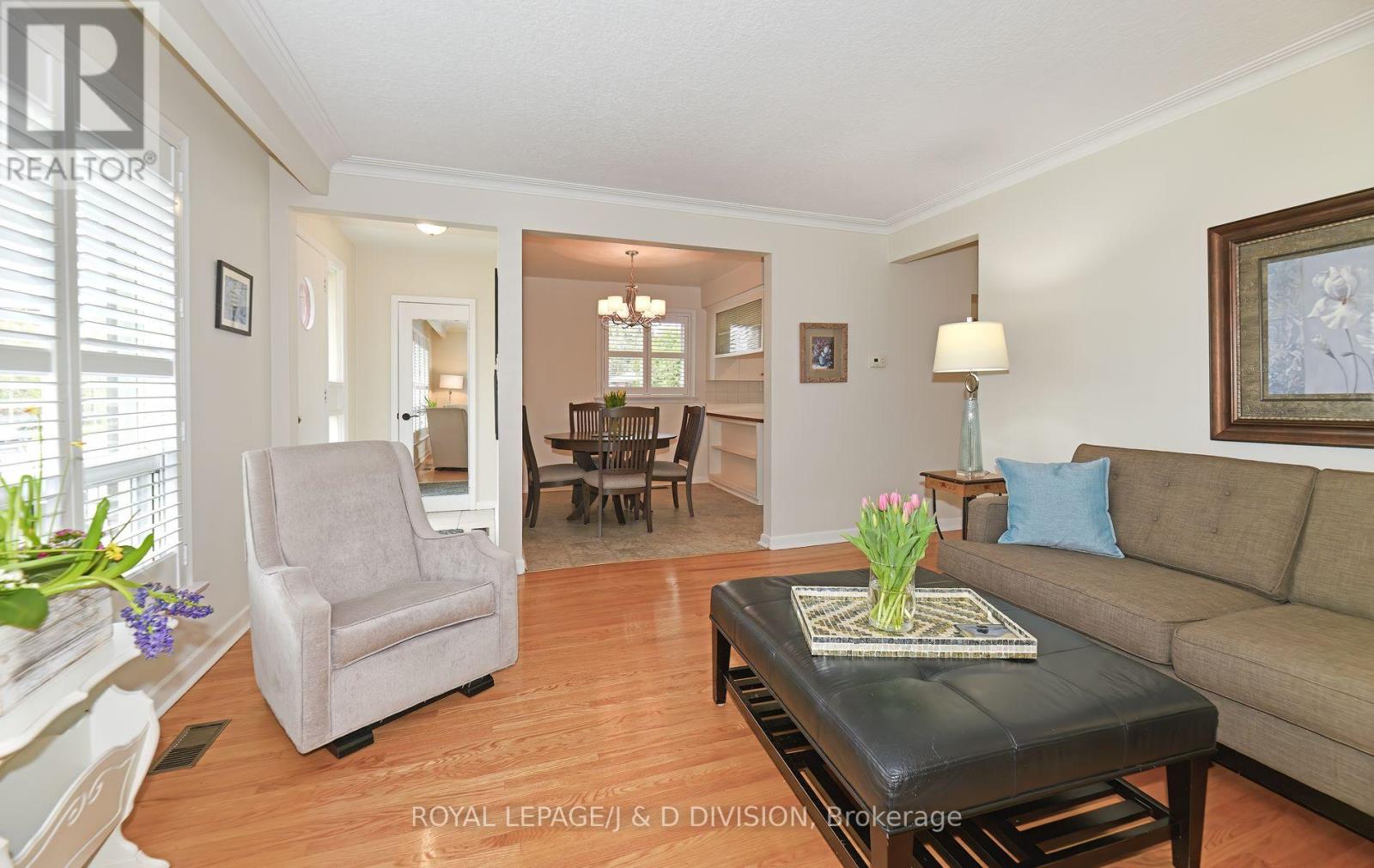 19 Brian Avenue, Toronto, Ontario  M1R 3J1 - Photo 5 - E12161806