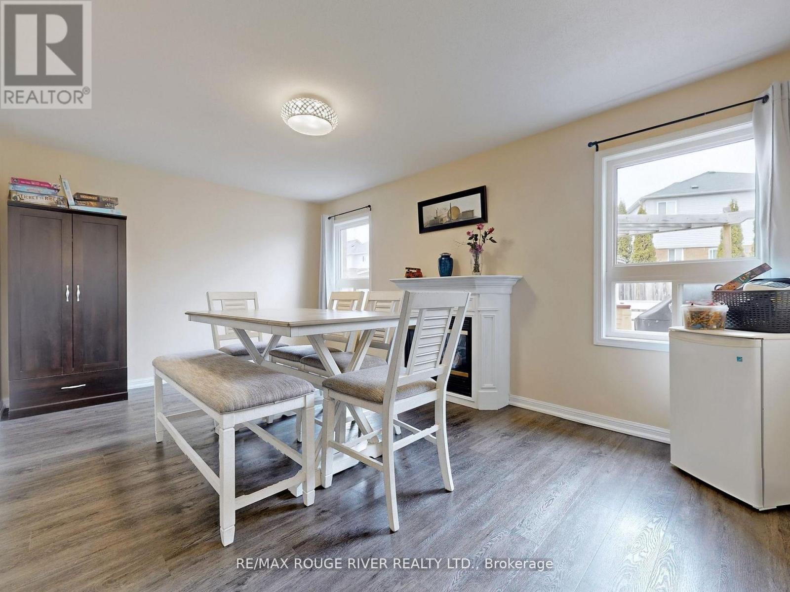 112 Scottsdale Drive, Clarington, Ontario  L1C 5G5 - Photo 8 - E12161895