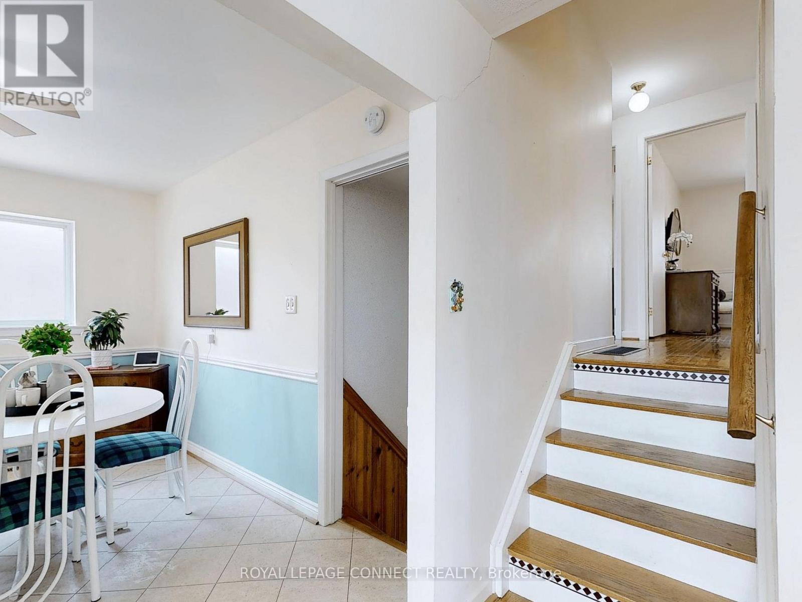 24 Grovenest Drive, Toronto, Ontario  M1E 4J3 - Photo 16 - E12161973